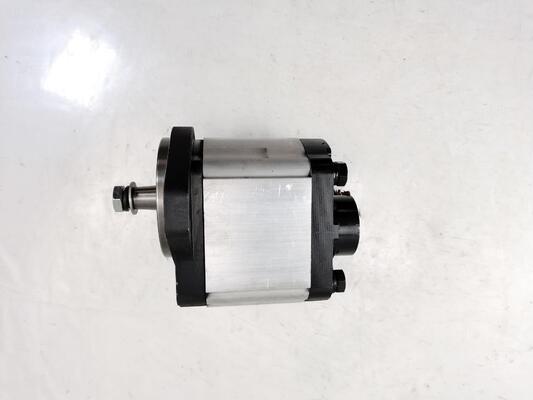 qualidade  Hydraulic Gear Pump 20K-60-31182 High Quality  Iron and Aluminum alloy materials  Range for Construction Machinery Factory Supply Hydraulic Spare Parts fábrica