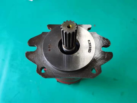 64110-33900-71 Bomba de engrenagem de aço inoxidável Caminhão de descarga Gradeiro Guindaste Bomba hidráulica