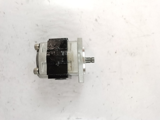 CBHZA-28.2-AF10 Bomba de engrenagem Komatsu GD605A GD655A WA100 WA100SS WA100SS WA120 WA120L WR11 WR11SS