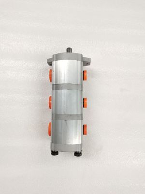 6669649 Bomba de engrenagem hidráulica de alta qualidade Garantia de um anoBomba tripla usada em equipamentos de construção para Komatsu Kawasaki