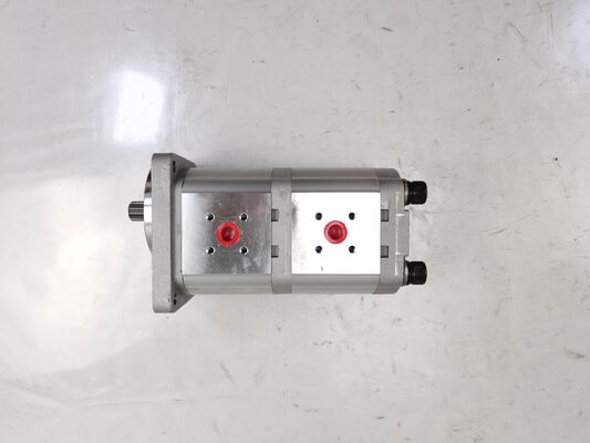 16.3+16.3-15T-L Bomba de engrenagem hidráulica Materiais de liga de ferro e alumínio gama para máquinas de construção Fábrica de fornecimento de peças de reposição hidráulicas