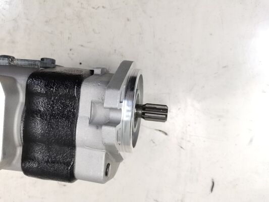 Bomba de engrenagem hidráulica 23A-60-11102/KFP4-27+17 R 10T de grau industrial, bomba de óleo de engrenagem, material de liga, peças sobressalentes hidráulicas de substituição, garantia de um ano