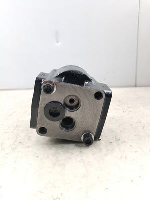 Bomba de Engrenagem Hidráulica JCB Materiais de Ferro Fundido e Liga de Alumínio Bomba de Transferência de Óleo de Grau Industrial Fornecimento de Fábrica de Peças de Reparo Hidráulico